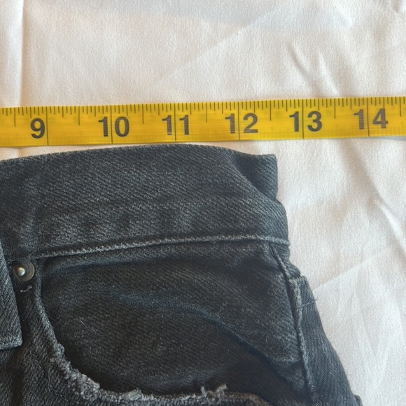 $210 FRAME Size 24 Le Original Distressed Raw Hem Jean Denim Shorts EUC - Picture 12 of 12